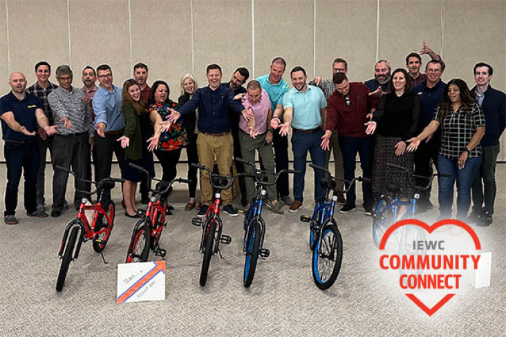 Large group of IEWC employee at a community service event